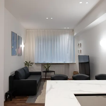 Luxury For 6 Person In Duomo - Mirable Pm Milán