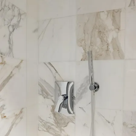 아파트 Luxury For 6 Person In Duomo - Mirable Pm