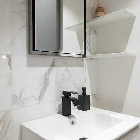 Luxury For 6 Person In Duomo - Mirable Pm 아파트 *