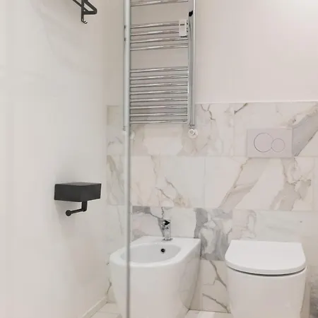 아파트 Luxury For 6 Person In Duomo - Mirable Pm 밀라노